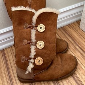 Used UGG boots